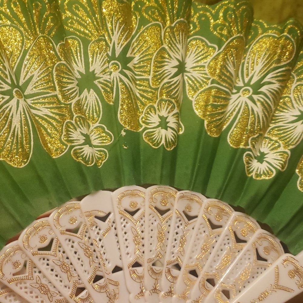 Fans - Picture 6 of 6